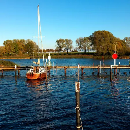 Residenz Am Yachthafen Windspiel Appartement